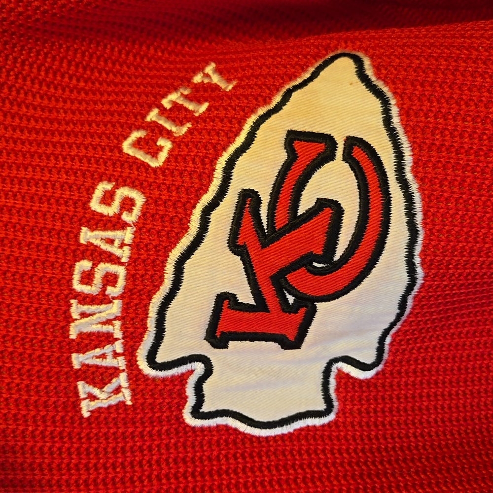 Men's heavyweight Kansas City Chiefs full zip hooded jacket. - Picture 2 of 6